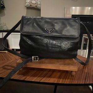 Vintage Prada traveller crossbody